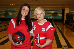 EYC dbl jenter 2012 004.JPG